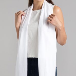 1White Scarf Ritu Green Tailor (1)