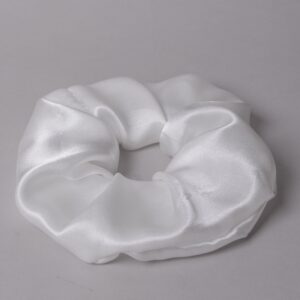 Oversized scrunchie